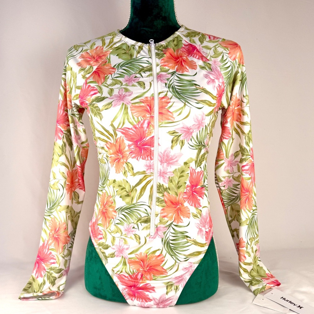 NWT HURLEY SWIM RUSHGUARD LONGSLEEVE  POOL SUP LARGE